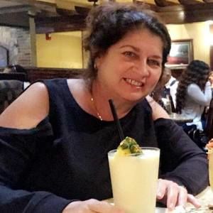 Meet your Posher, Marianela